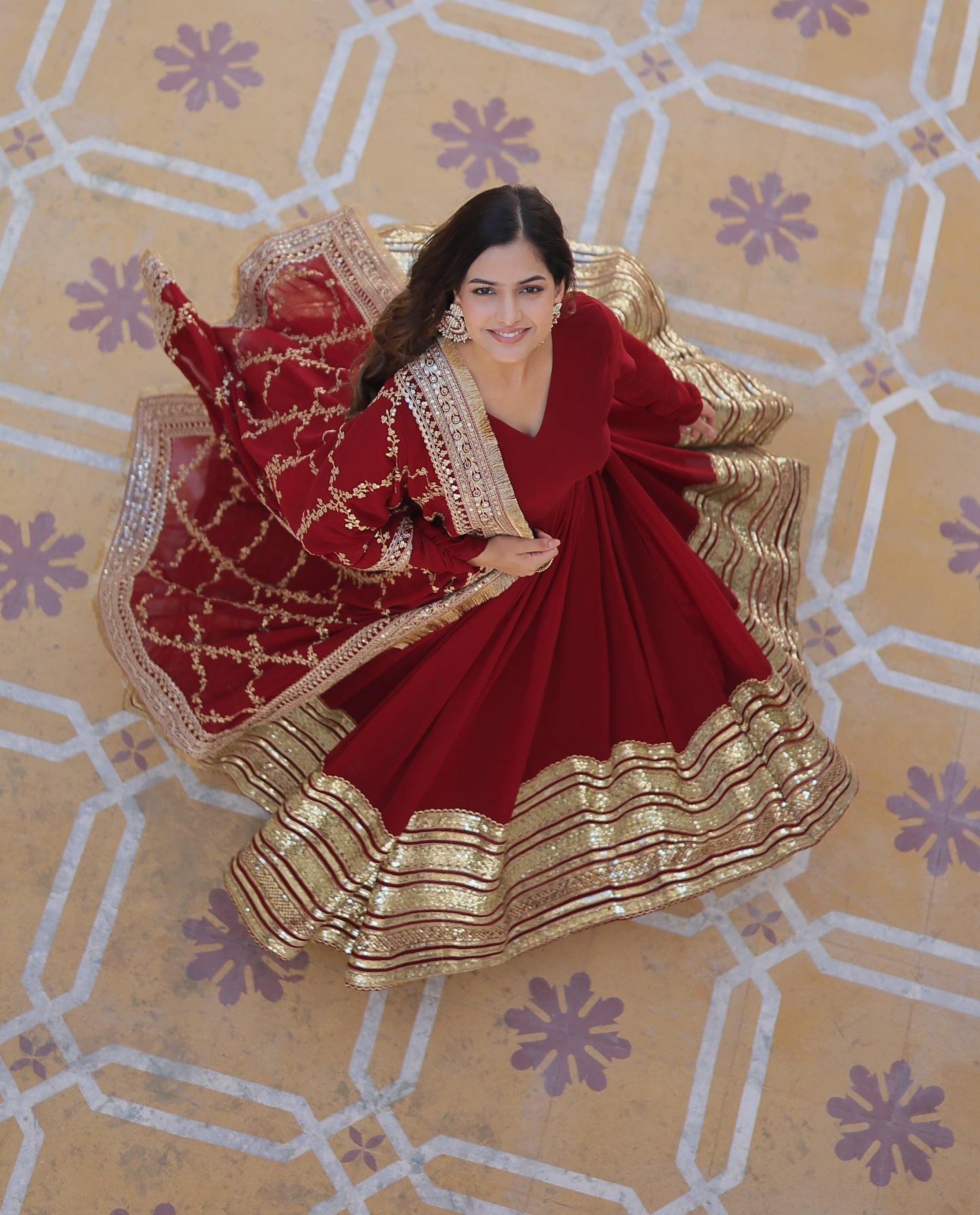 EXQUISITE DESIGNER GOWN SET KF-130