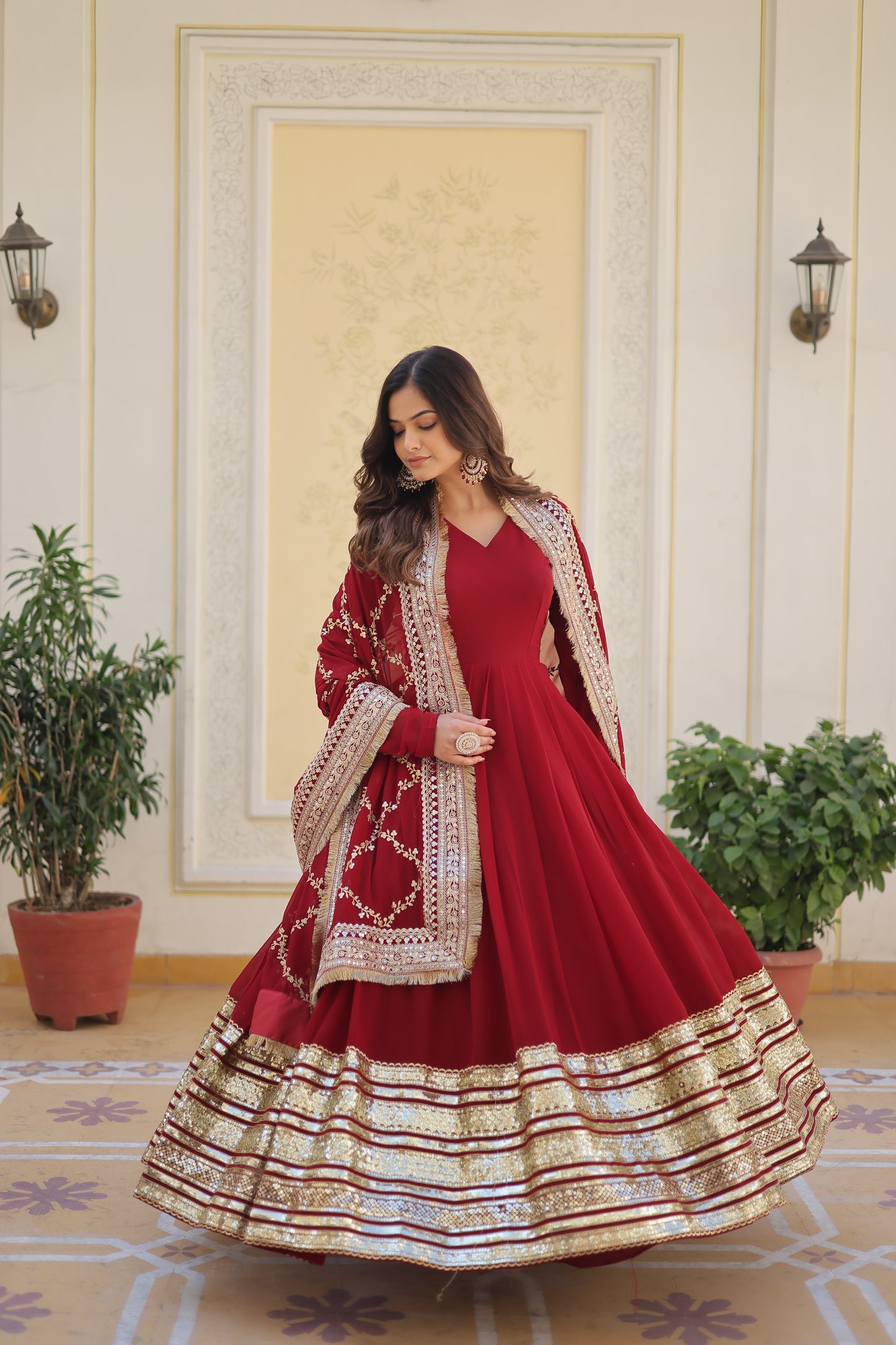 EXQUISITE DESIGNER GOWN SET KF-130