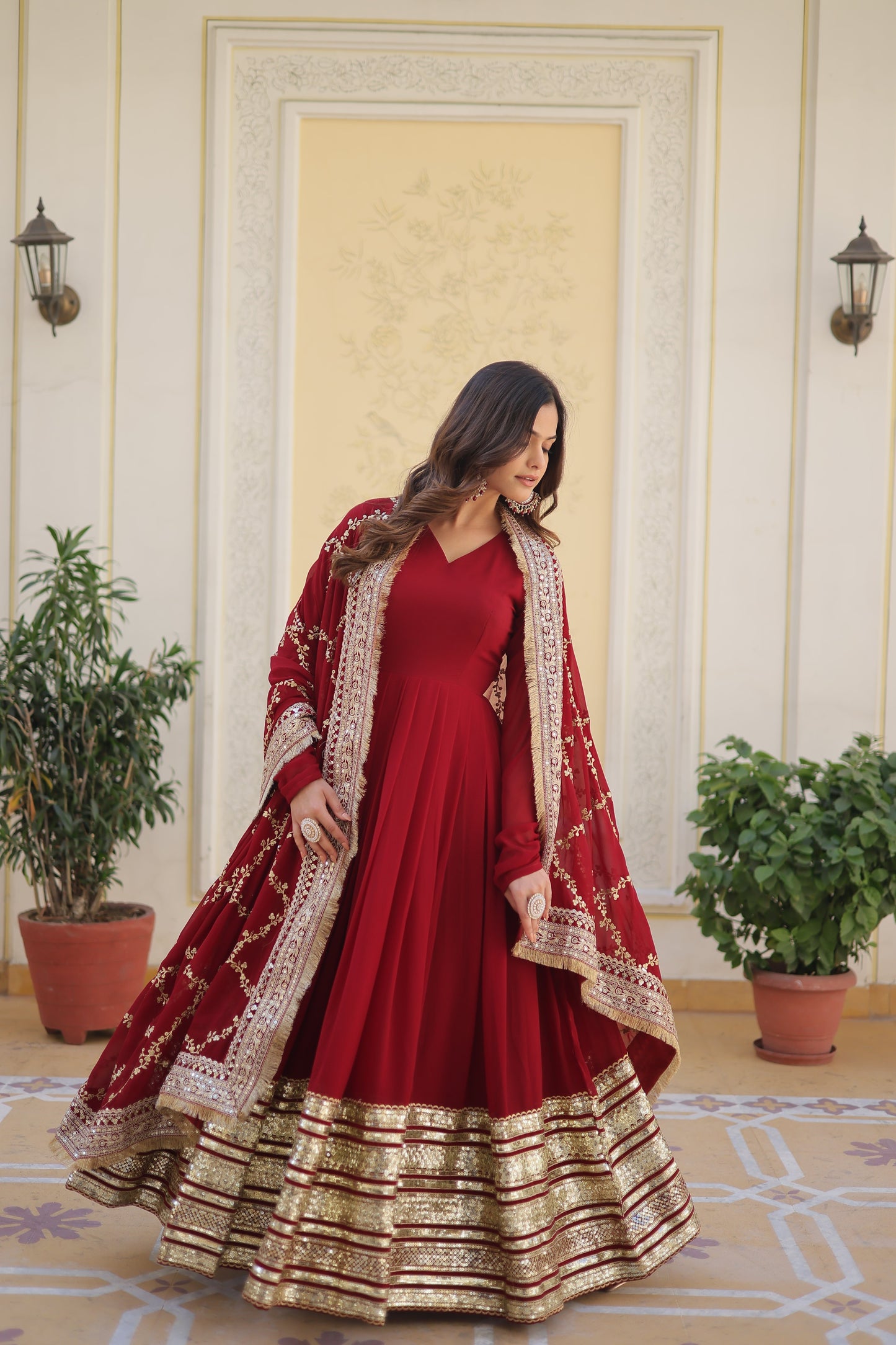 EXQUISITE DESIGNER GOWN SET KF-130
